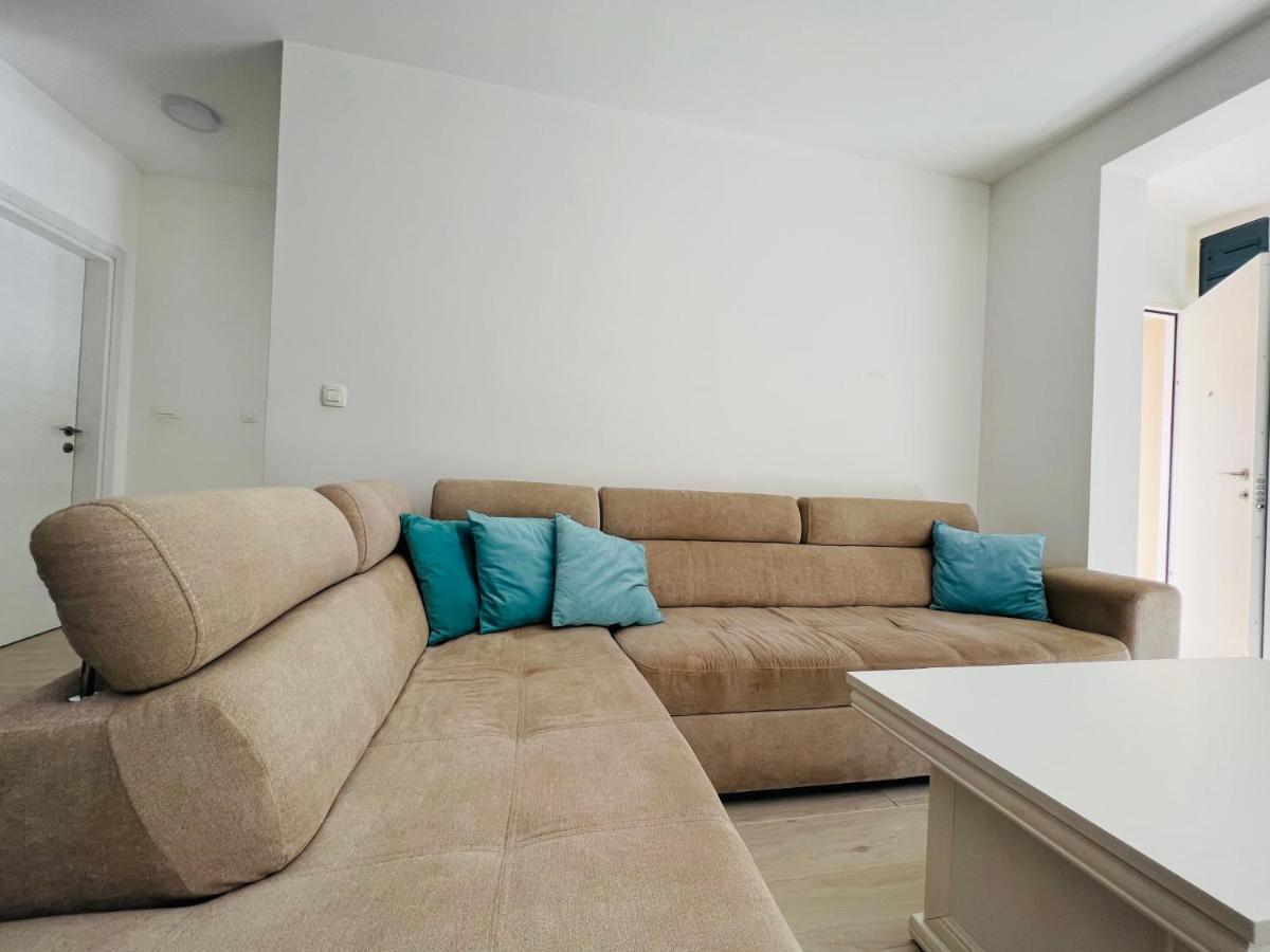 Apartment With Terrace And Private Parking Kotor Exterior foto