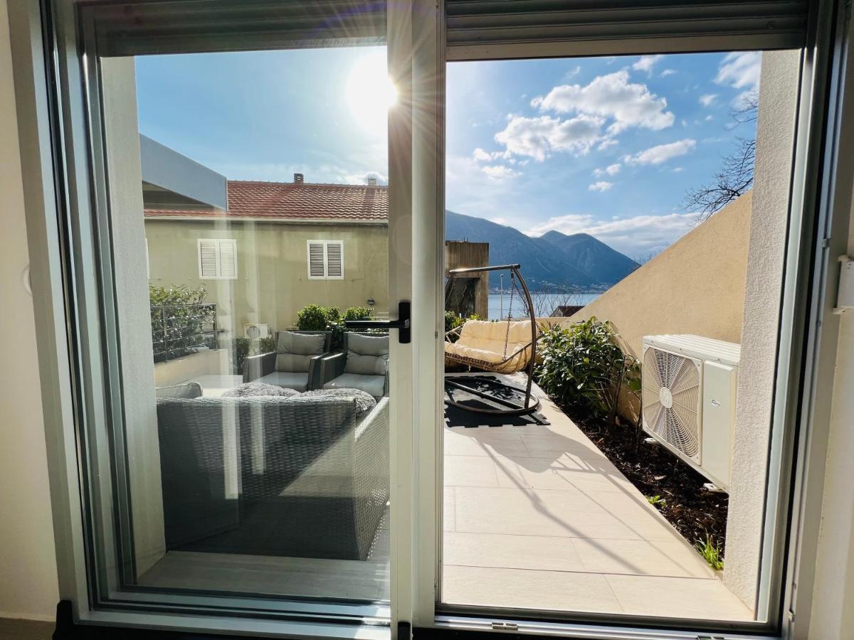 Apartment With Terrace And Private Parking Kotor Exterior foto